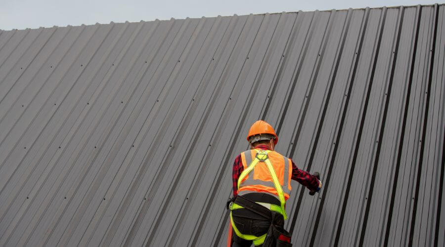 Professional metal roof installation services in Bethesda, MD